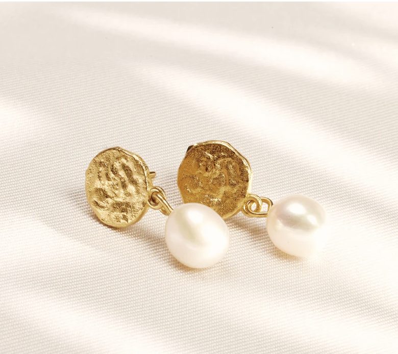 Agapé Tora Gold Pearl Earrings