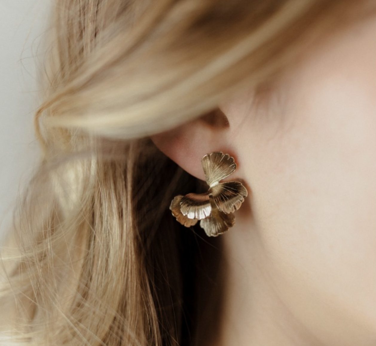 Univers, Gold Floral Earrings by Maison Sabben