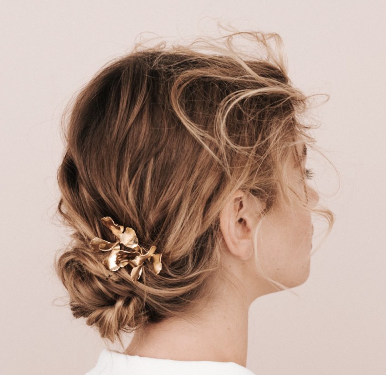 Allure, Gold Floral Hair-comb by Maison Sabben