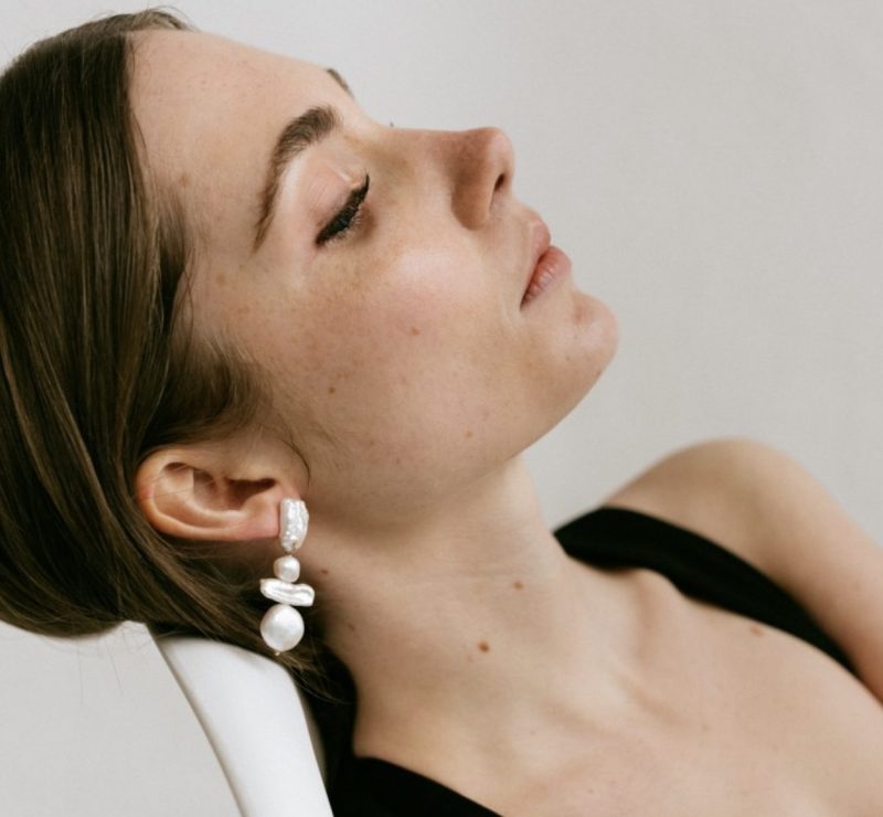 Celyne, Pearl Minimal Earrings by Maison Sabben