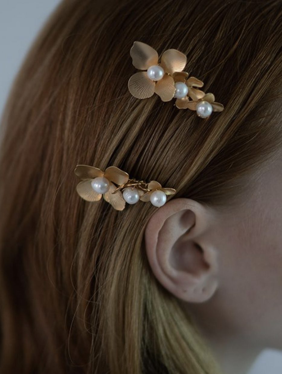 Lucie Pearl, Floral Comb by Blue Meadow
